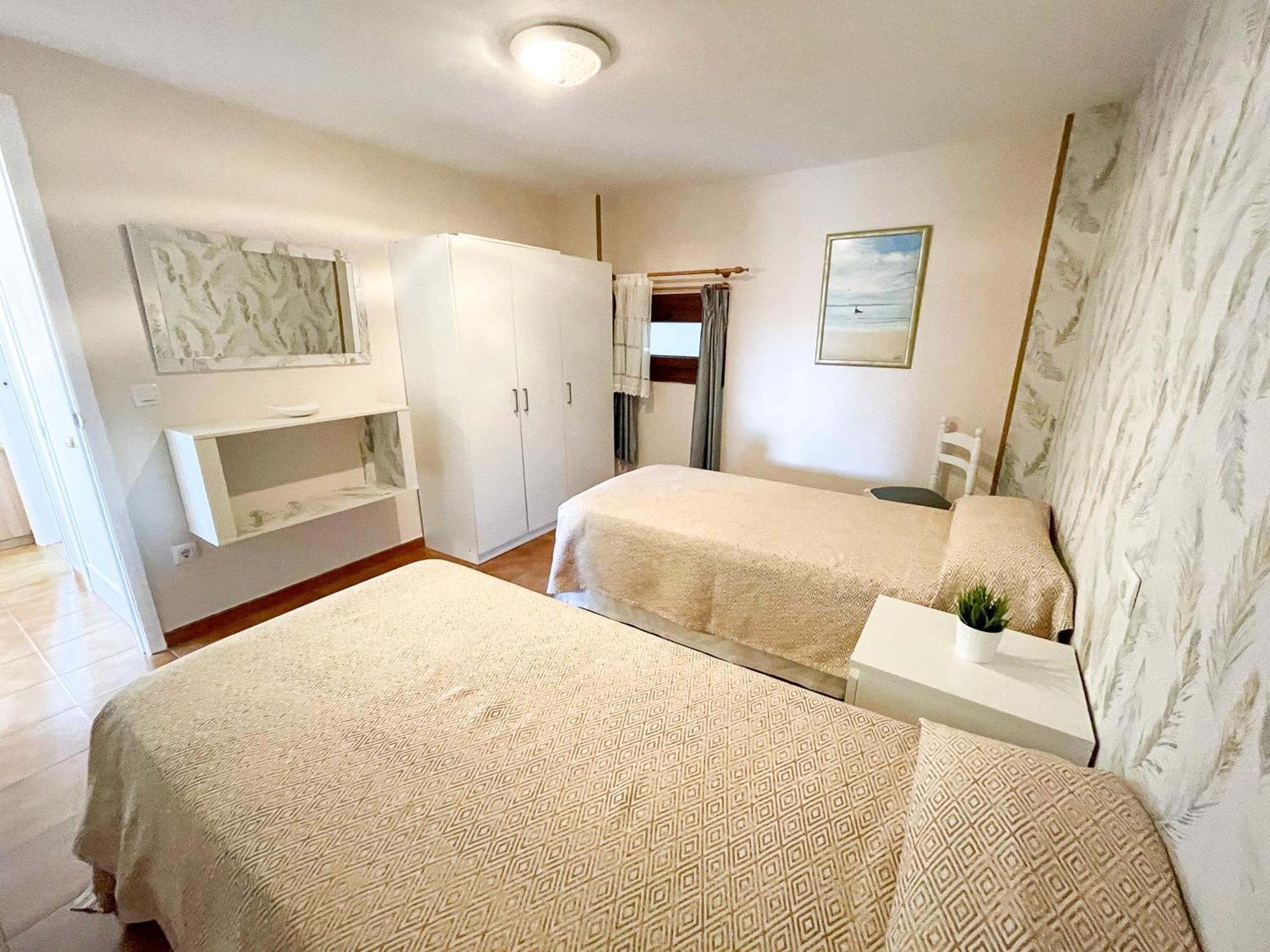 Apartamentos Portonovo Playa 3000 Bagian luar foto